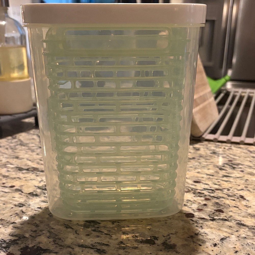 OXO Clear herb Storage Container with White Lid